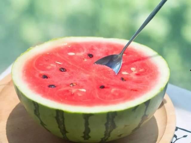 大家吃瓜都在什么网站,全民吃瓜狂欢，热门网站盘点