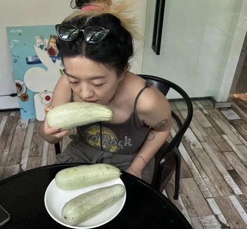 睡觉吃大瓜,好梦相伴